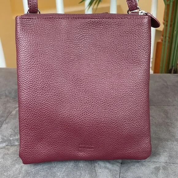 GIANI BERNINI ~ Triple Zip Pebble Leather Dasher Crossbody Bag ~ Wine ~ NWT!