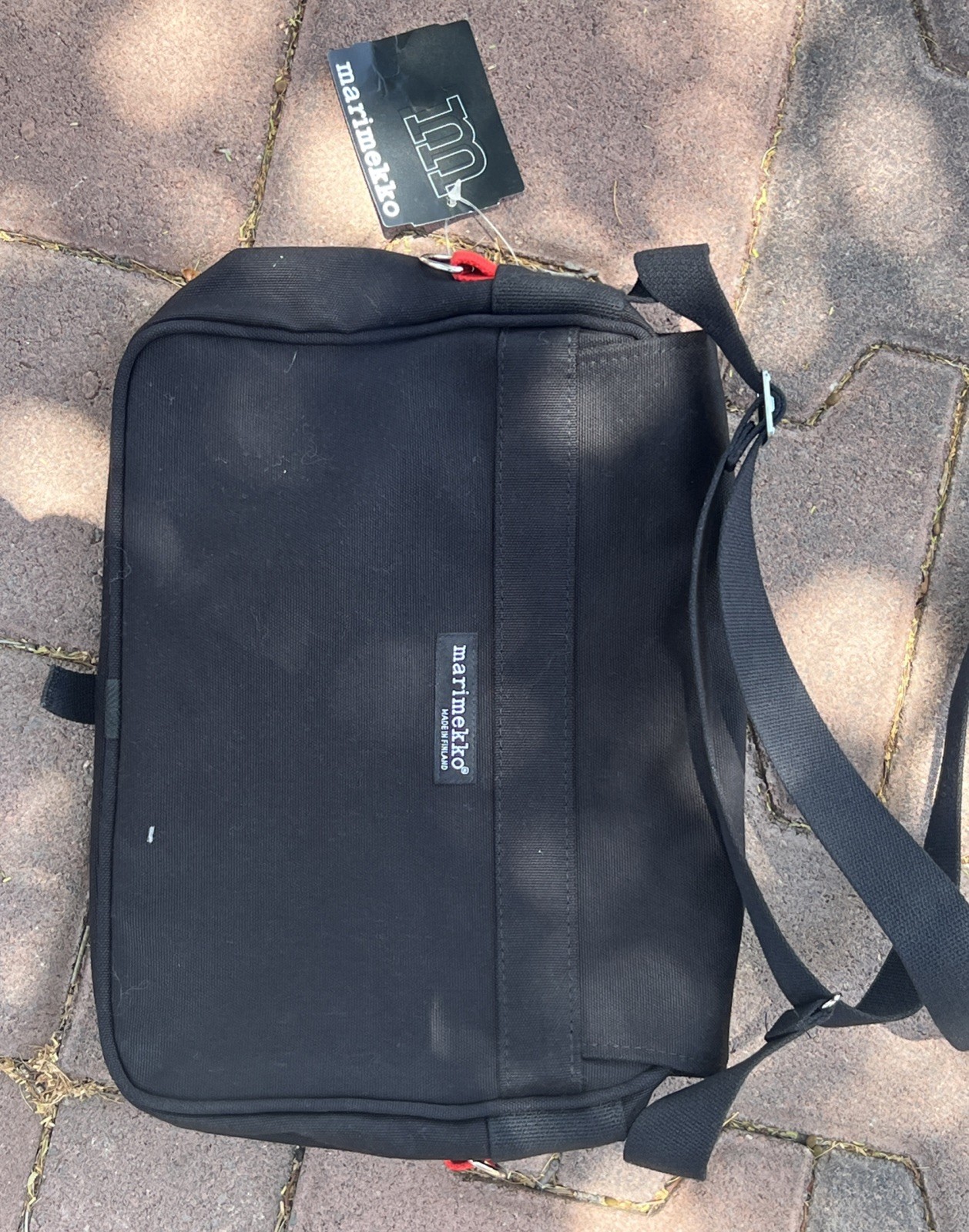 MARIMEKKO Crossbody Bag Black Canvas Adjustable Strap Made in Finland 11.5″ NWT