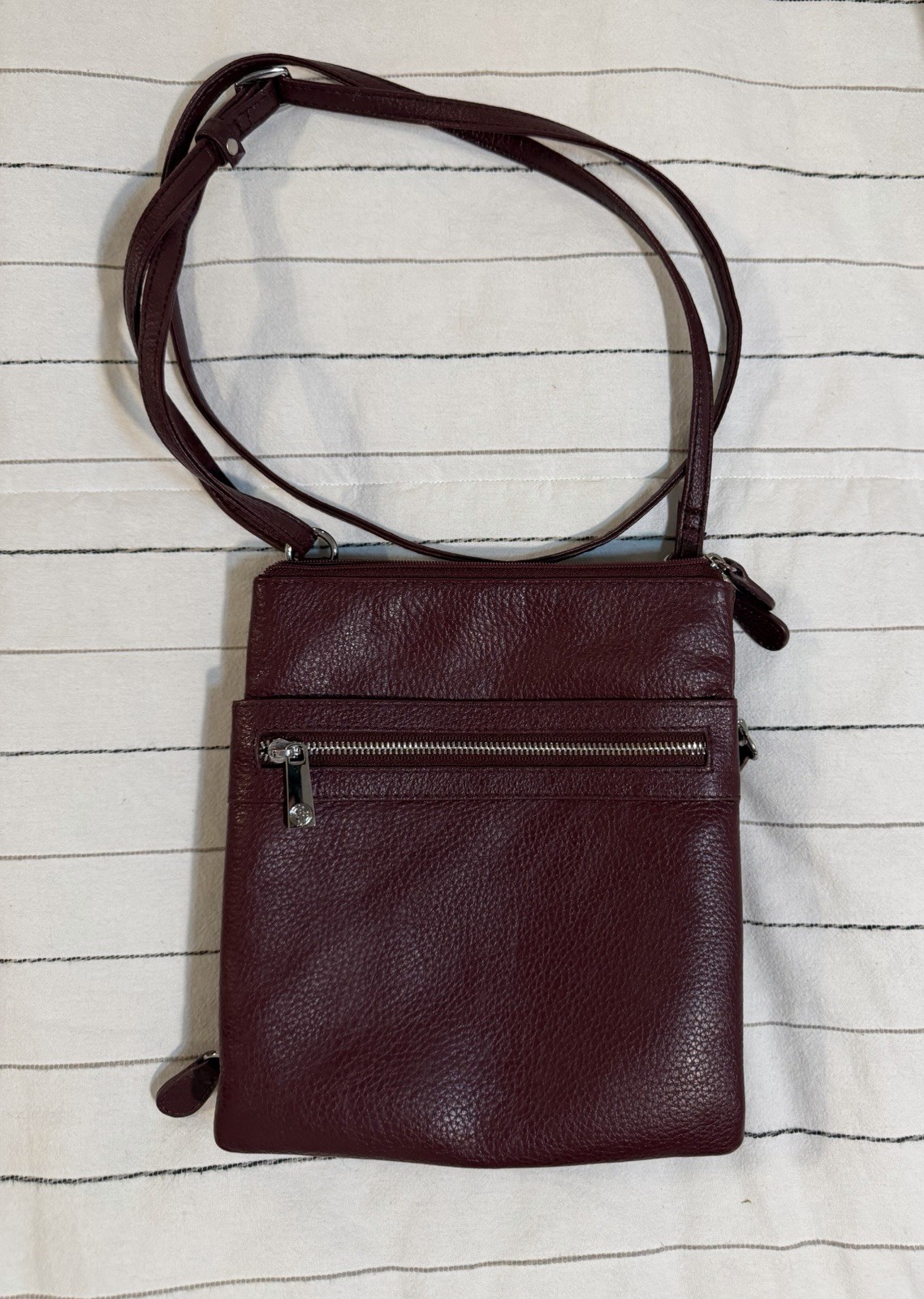 GIANI BERNINI | Triple Zip Pebble Leather Dasher Crossbody Purse Bag Burgundy