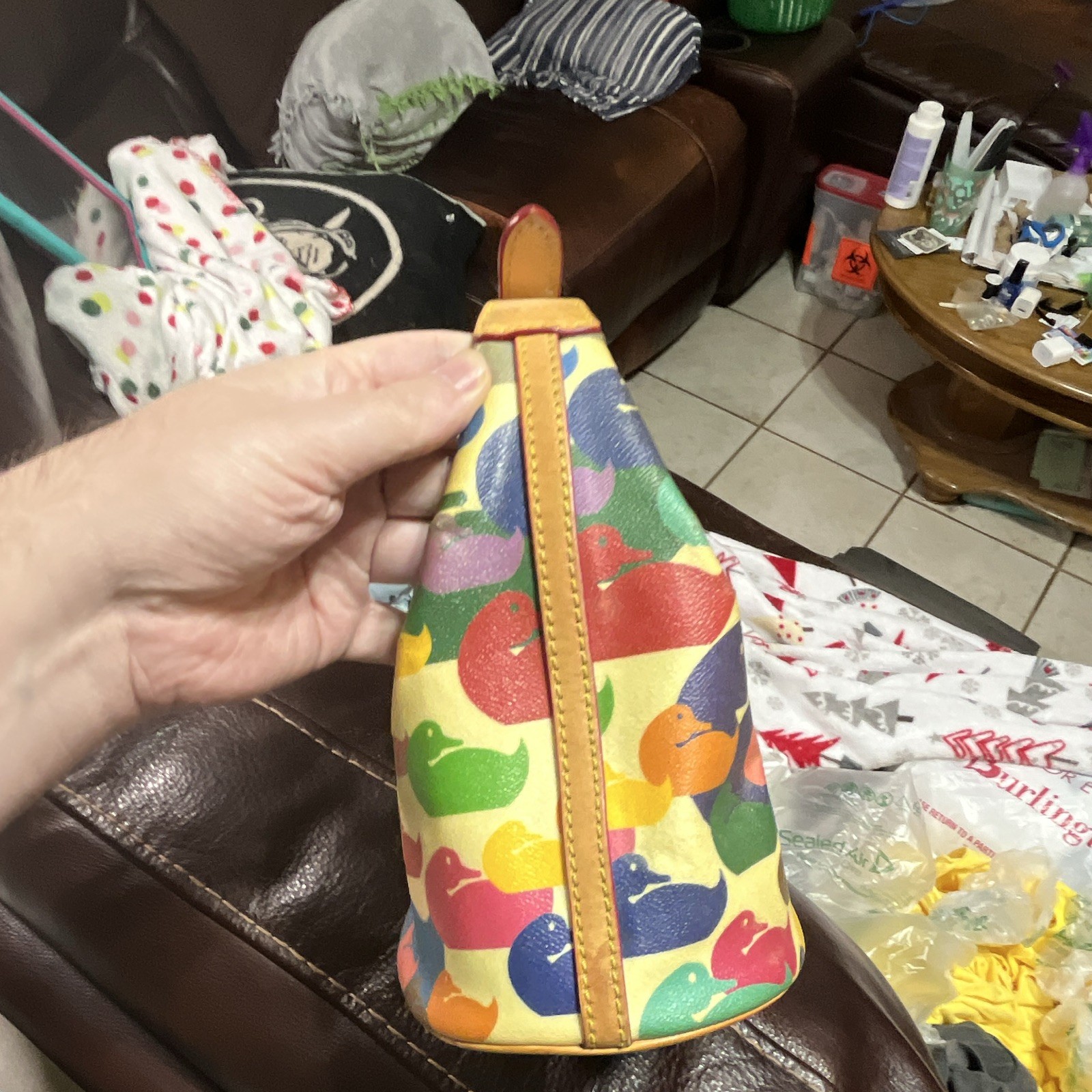 Dooney & Bourke Multicolor Logo Zip Shoulder Bag Lined Inner Pockets Gold