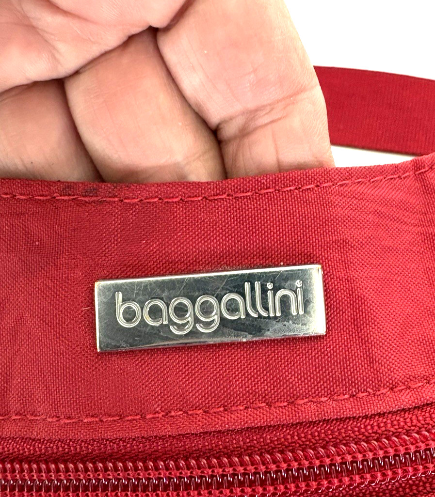 BAGGALLINI Red Quilted 5 Pocket Crossbody Purse Nylon (14 in x 11 in)