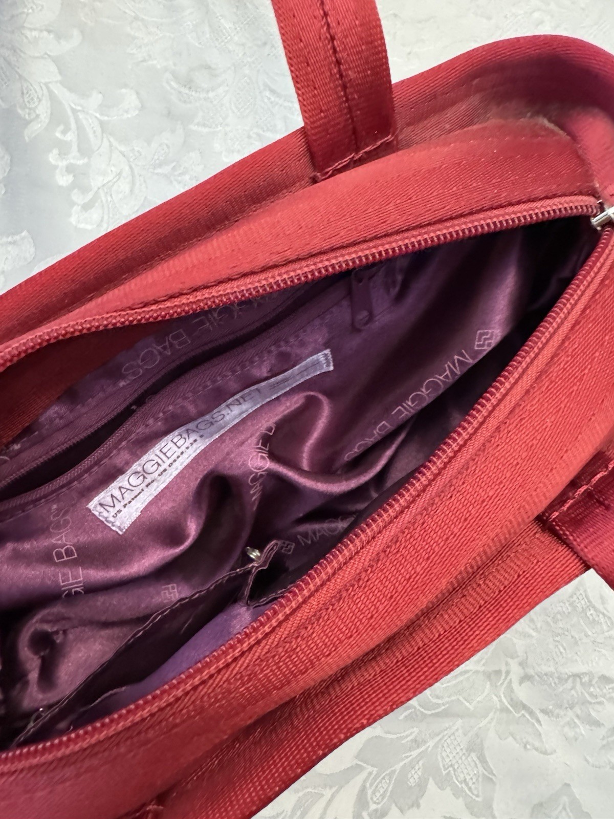 Maggie Bags Red Seatbelt Bag Purse Woven Recycled Full Zip Heavy Well Made