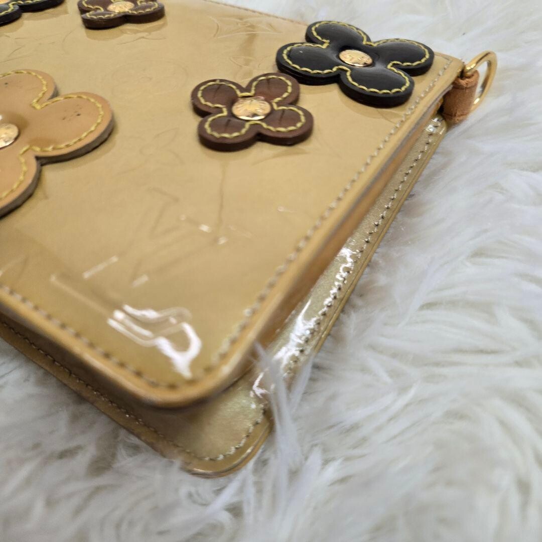Louis Vuitton Monogram Vernis Lexington Flower Beige Patent Leather Pouch Bag
