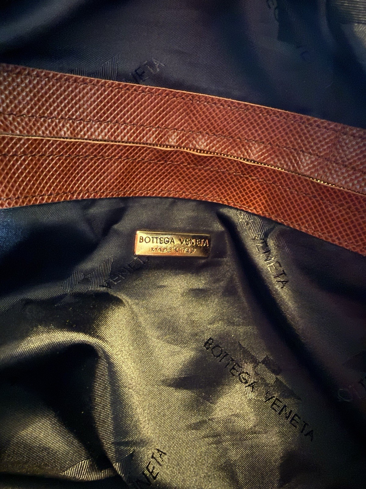 BOTTEGA VENETA Boston Weekend Bag 💼 PVC Navy Gold 21 L / 13 H / 12 W Italy 🇮🇹