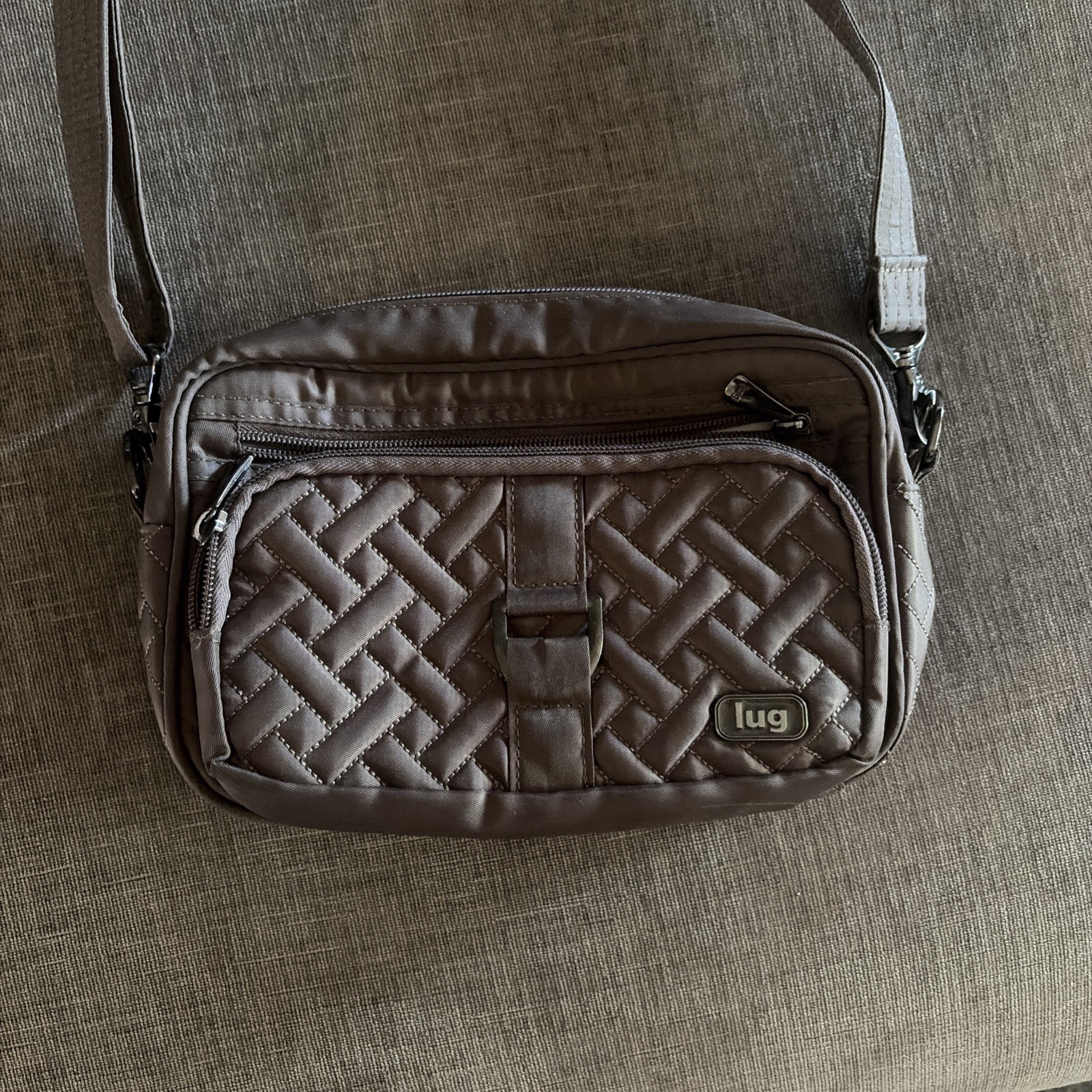Lug Stretch Handbag Crossbody in Black in EUC