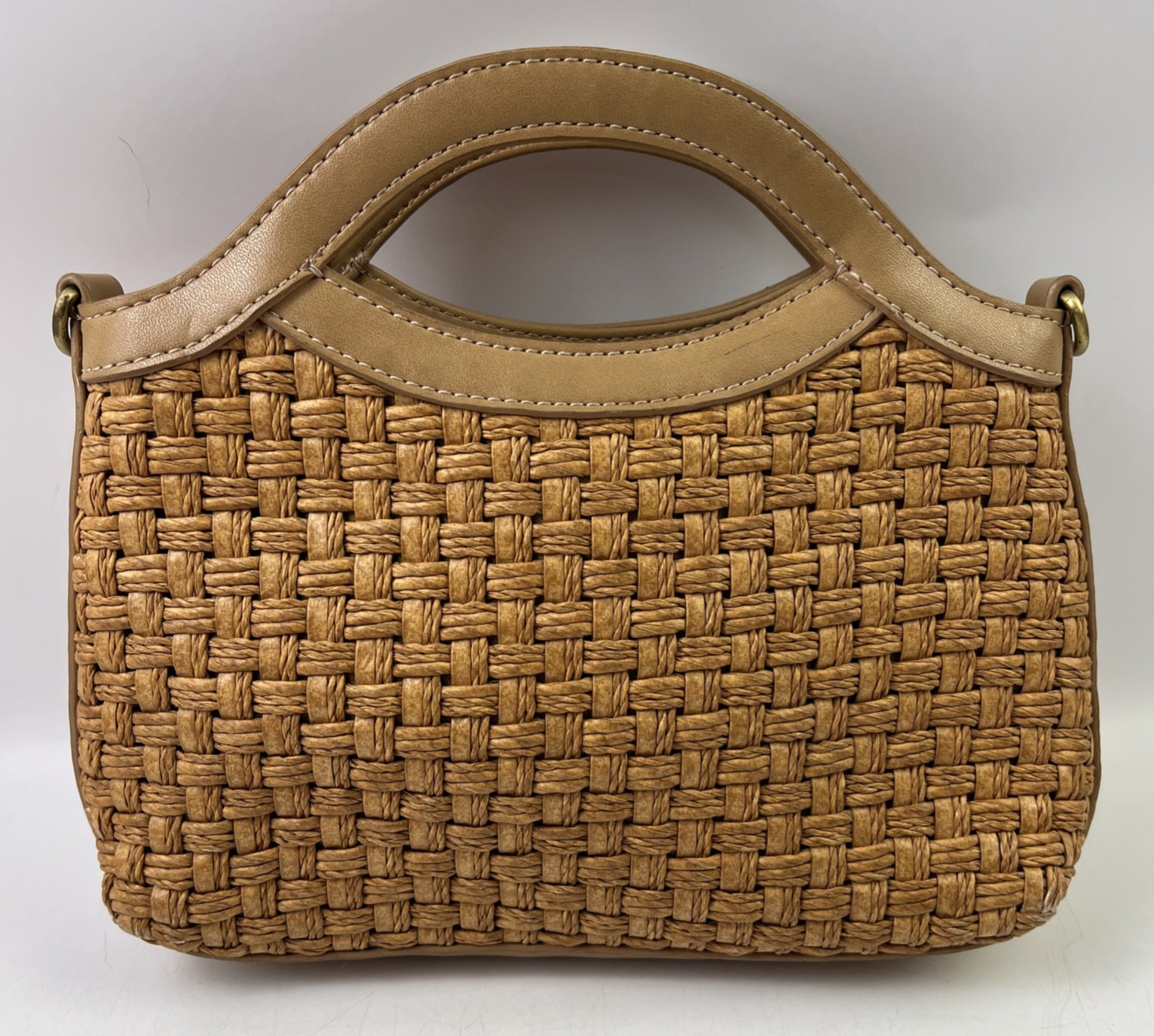 Fossil Beige Rattan Handbag/Purse SL3656 Size: 9.5″x8.5″x2.25″