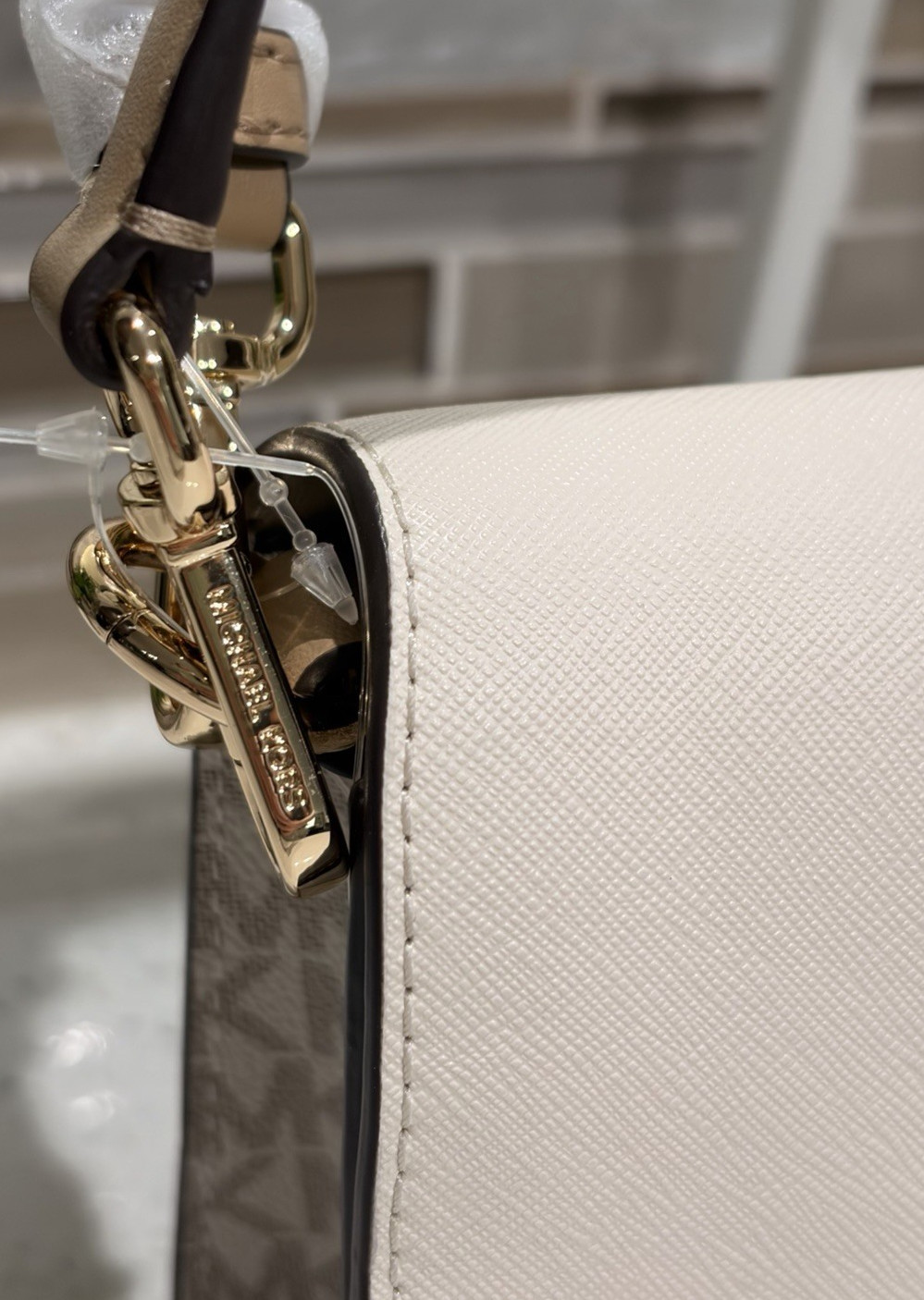 MICHAEL KORS GREENWICH MEDIUM FLAP SHOULDER CROSSBODY BAG MK CREAM BROWN LOGO