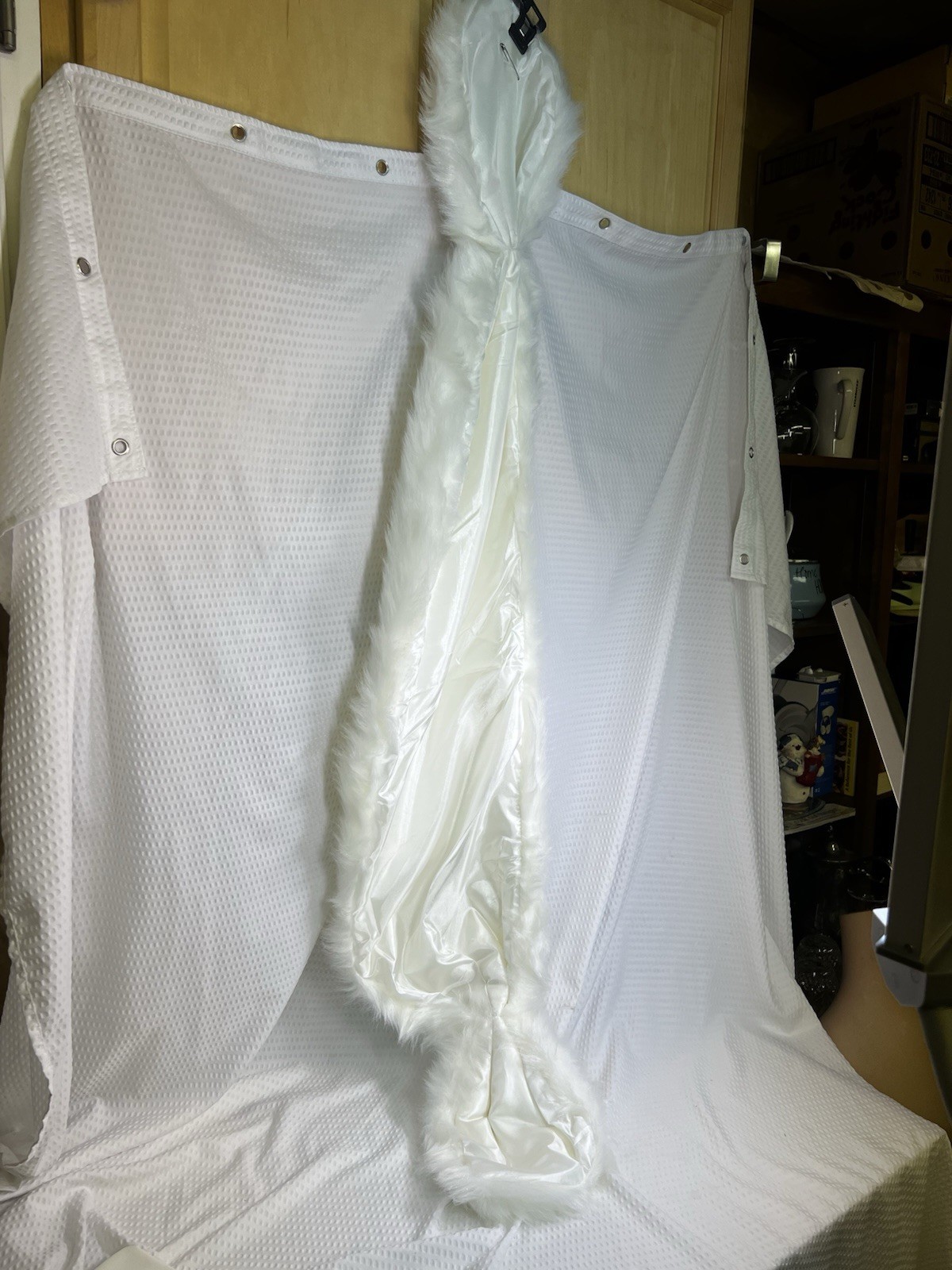 Von Maur Shoulder Wrap With Matching Clutch Purse