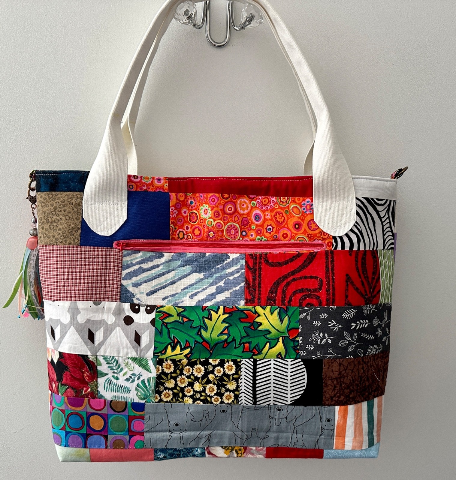 *HANDMADE* Quilted XL TOTE BAG, purse, tassel patchwork 18 inch, zipper pocket
