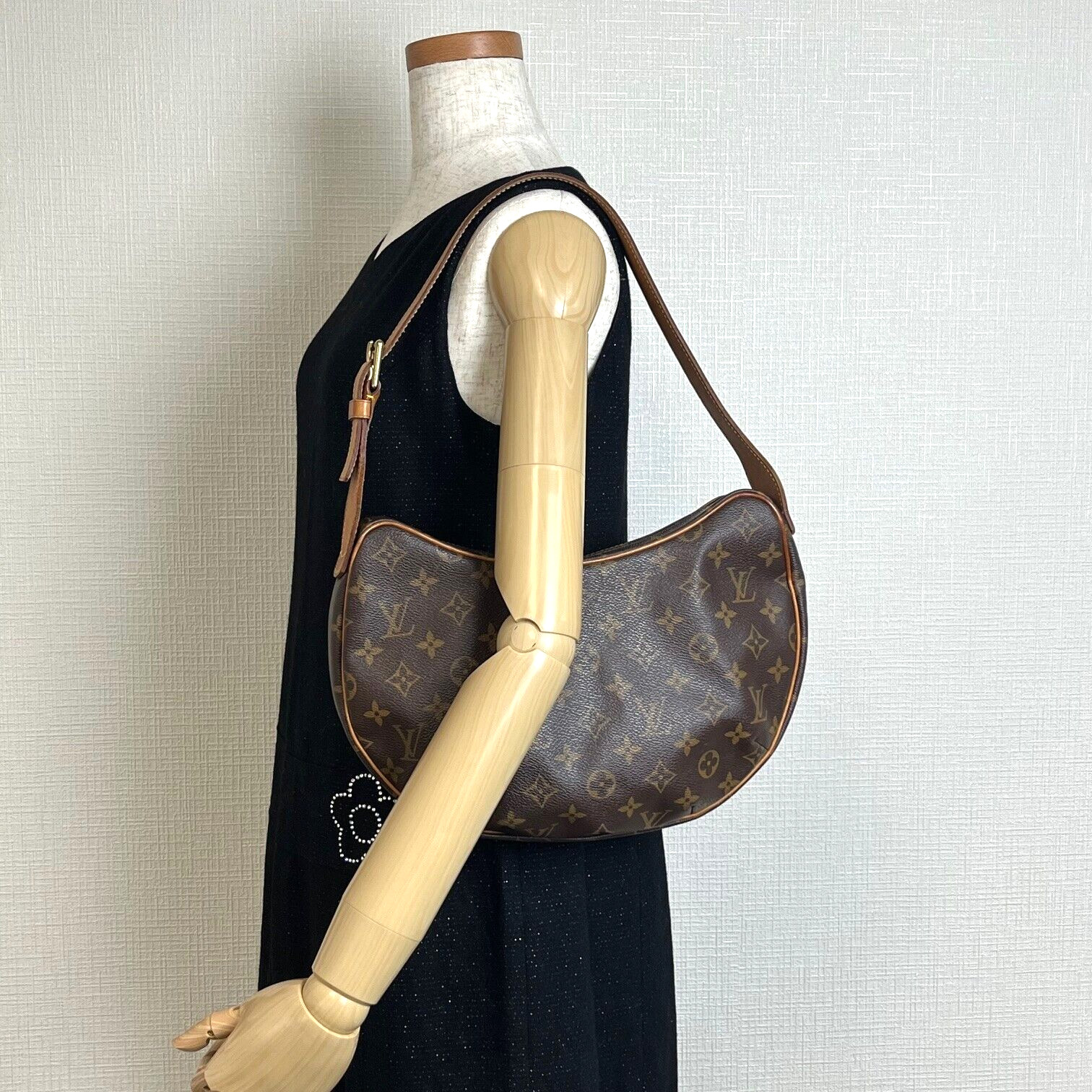 Louis Vuitton Monogram Croissant MM Hand Bag Shoulder Bag M51512 Auth Used