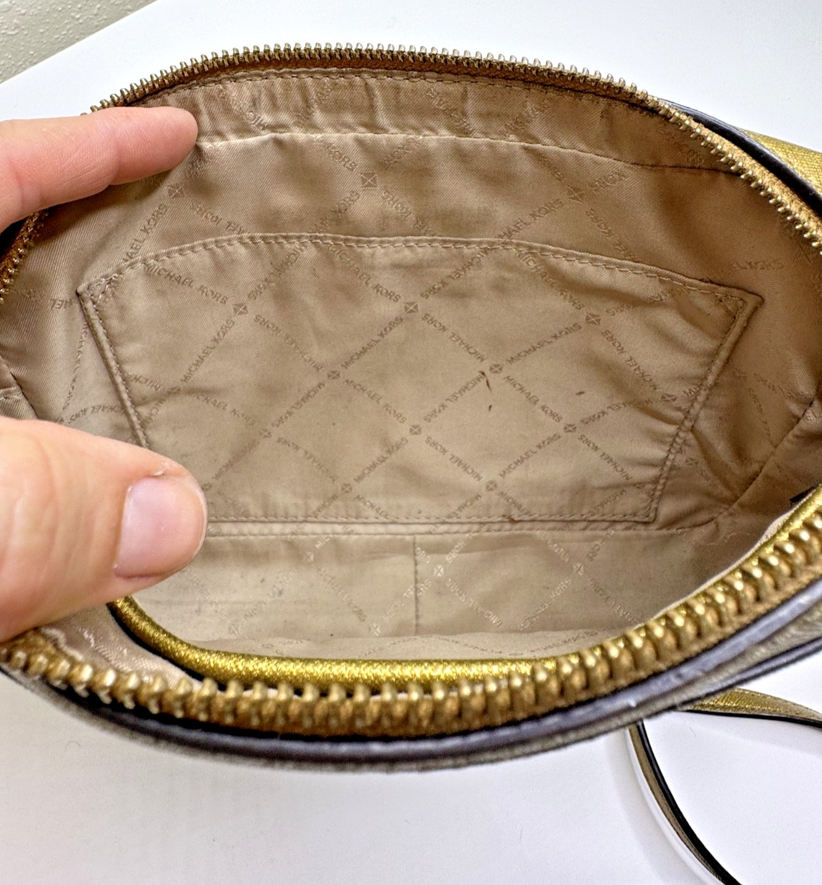 Michael Kors Jet Set Old Gold Crossbody purse Chain Metallic