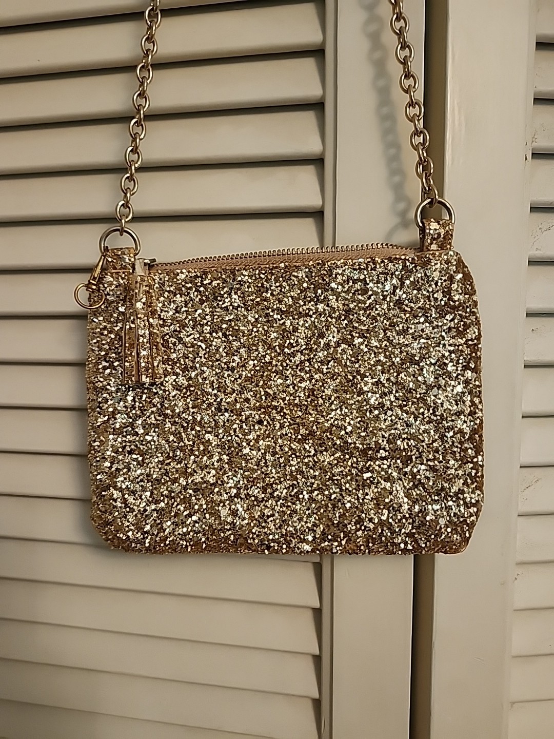 Old Navy Gold Sequin Clutch Strap Purse Holiday Cocktail Party Evening Bag