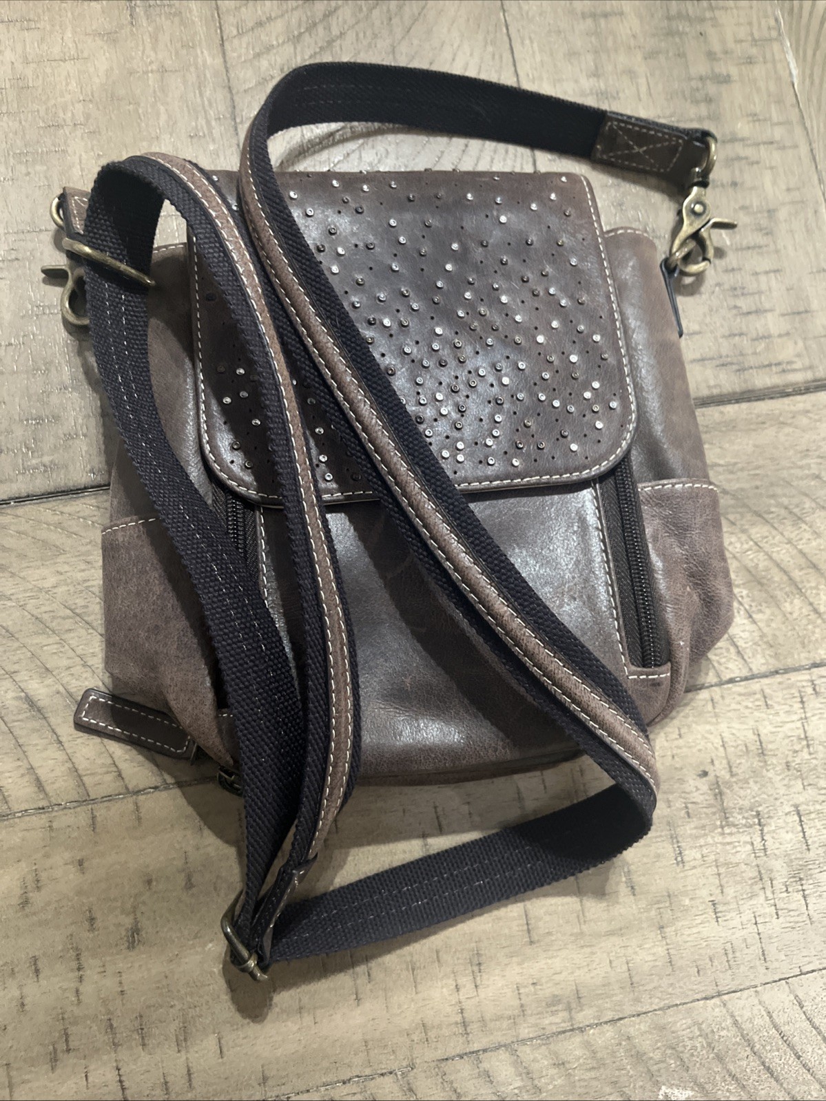 Gun Tote’n Mamas Concealed Carry Over Body Purse NWT