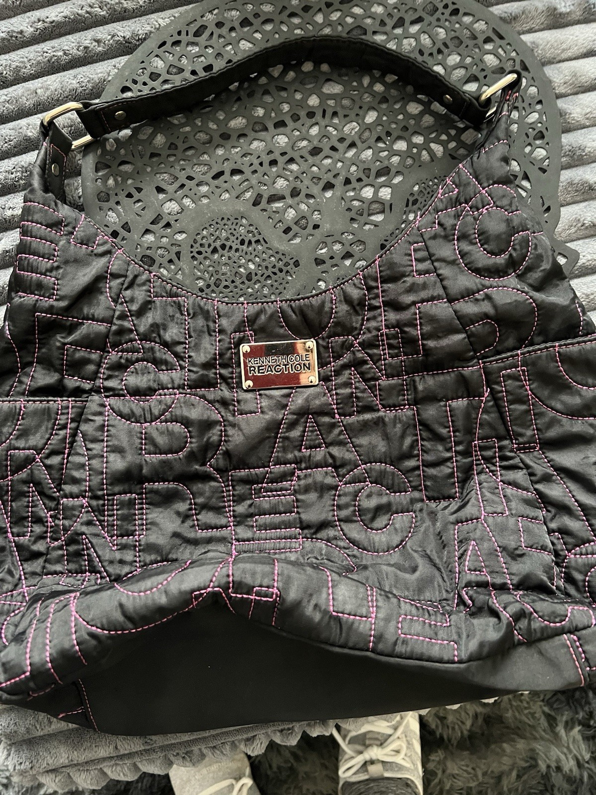 Kenneth Cole Reaction Black Quilted Shoulder Bag Pink Stitching Logo Plaque