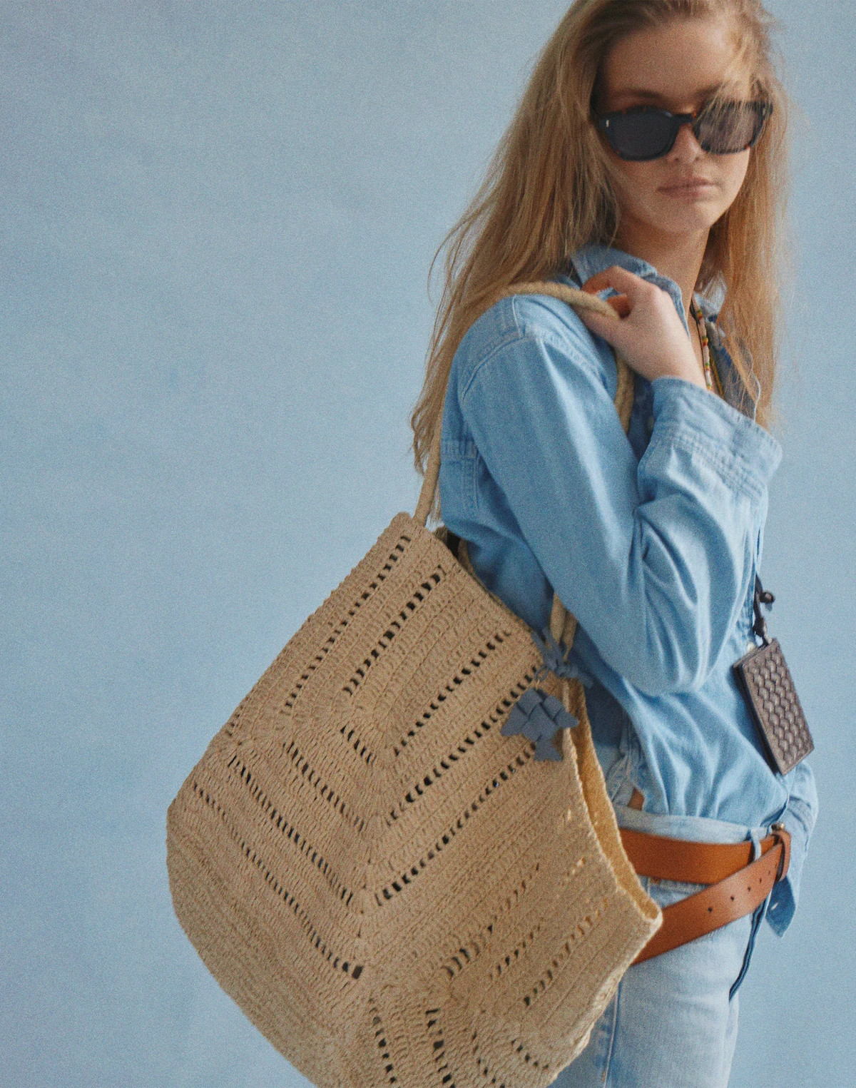 Madewell The Shopper Tote in Eyelet Raffia