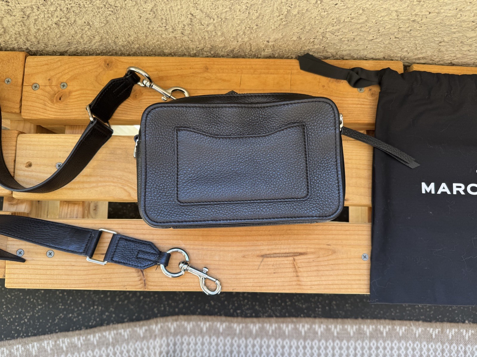 MARC JACOBS THE MOTO SHOT 21 BLACK