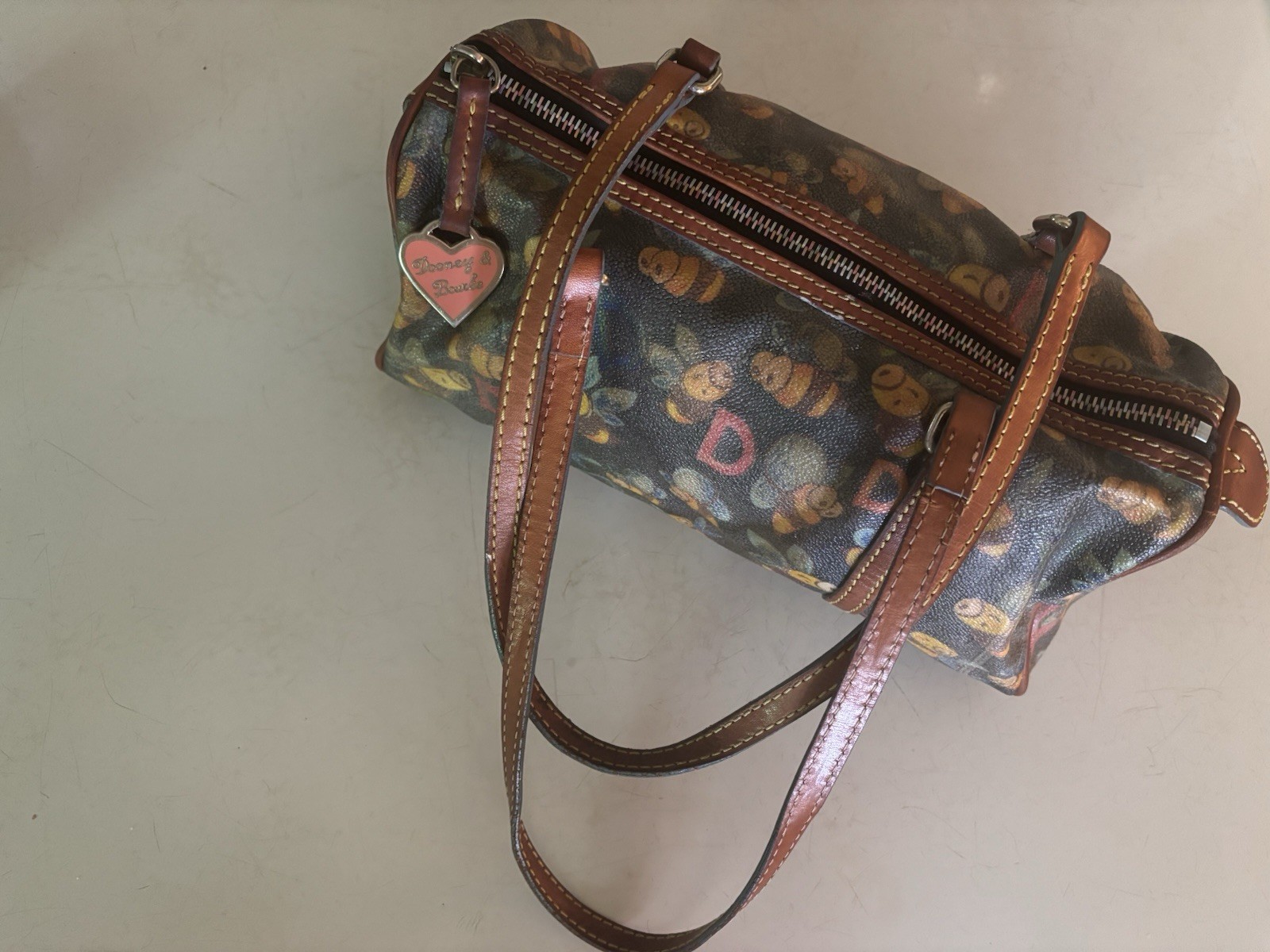 Vintage Dooney And Bourke Shoulder Bag Retro Early 2000’s Fun Bumble Bee