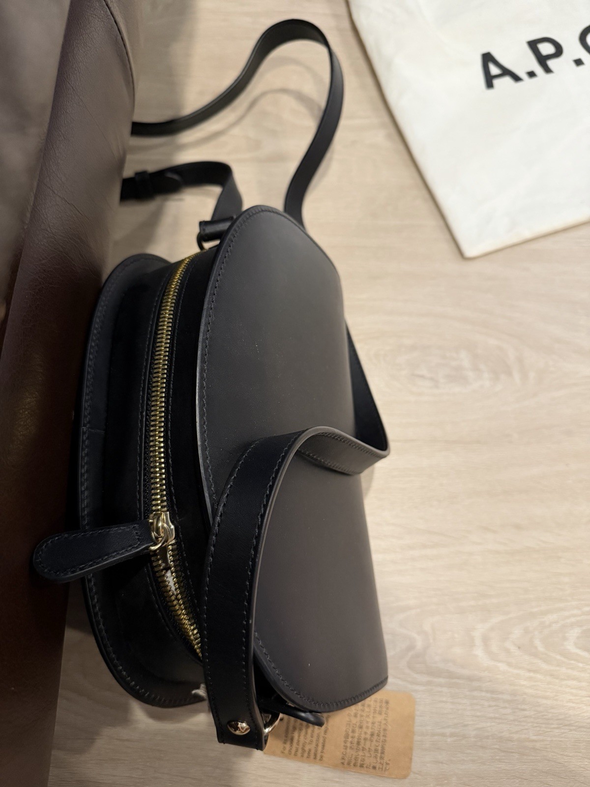 A.P.C APC DEMI LUNE HALF MOON HANDBAG SMOOTH CALF LEATHER BLACK New With Tag