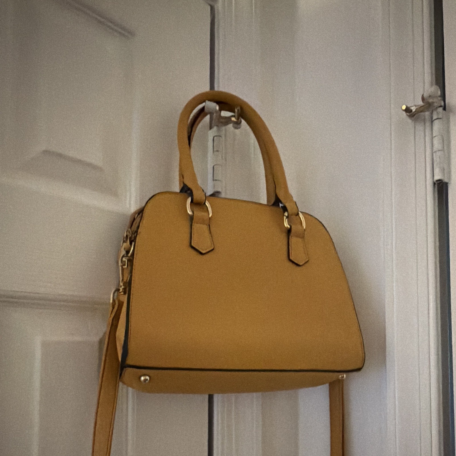 Tan Croc Satchel Top Handle Bag Zip, Detachable Adjustable Strap, Pockets, Gold