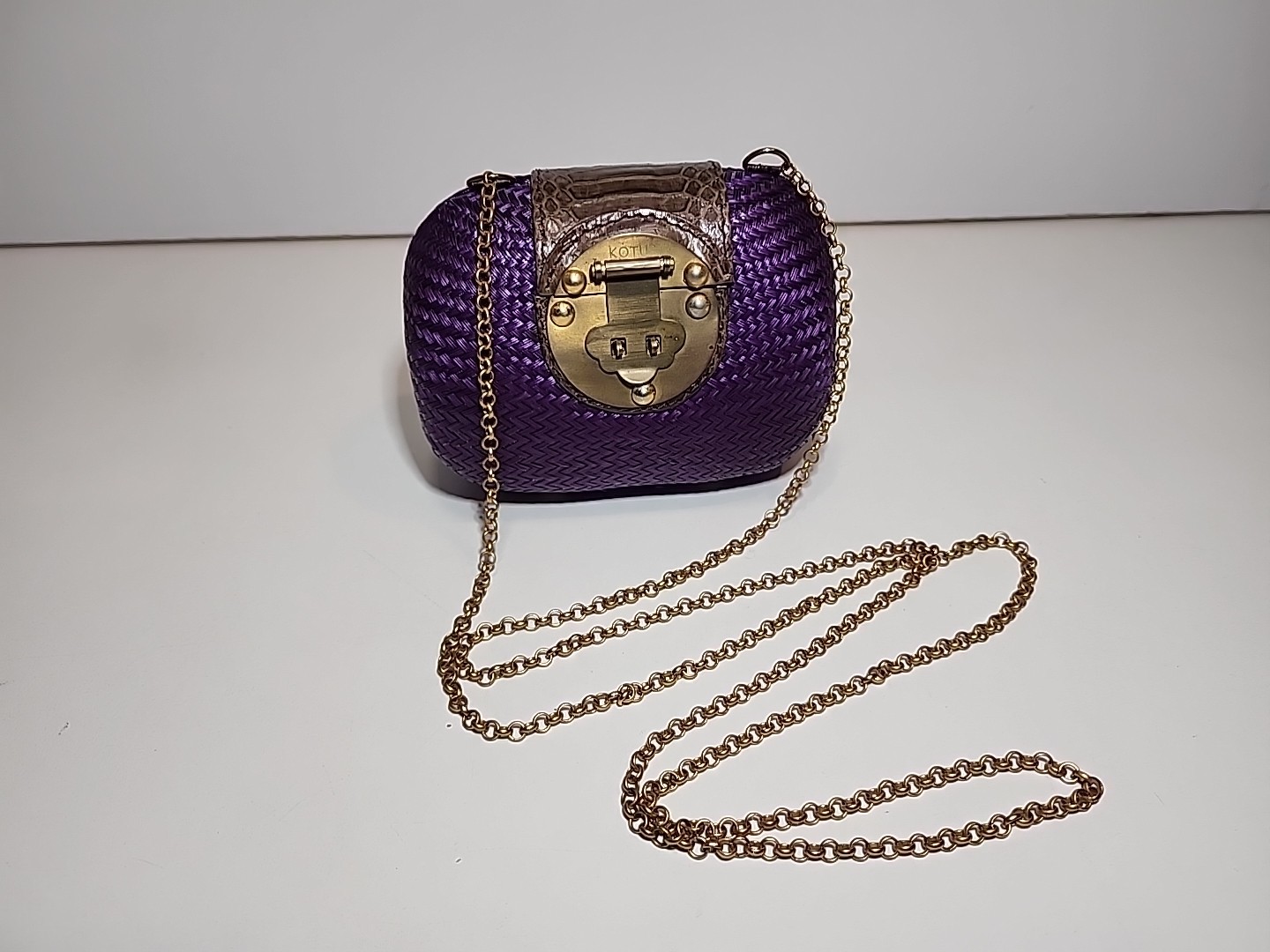 Kotur Snakeskin Purple Clutch Evening Bag With Brass Lock Clasp gold Tone Chain