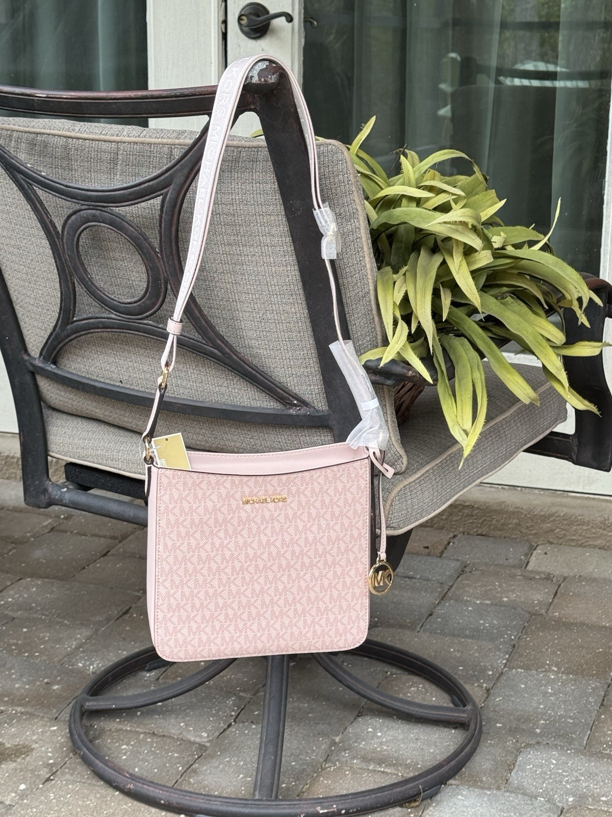MICHAEL KORS JET SET TRAVEL SMALL ZIP CROSSBODY MESSENGER BAG MK BLUSH PINK LOGO