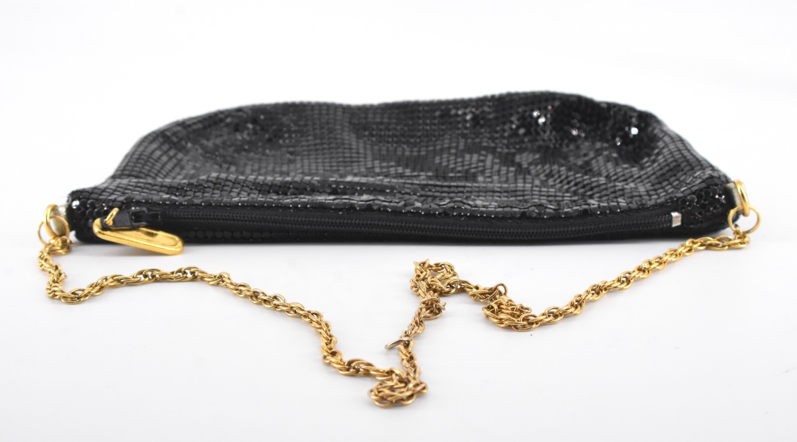 VTG Black Mesh Evening Handbag Purse Gold Hardware Zipper Closure 8.75″