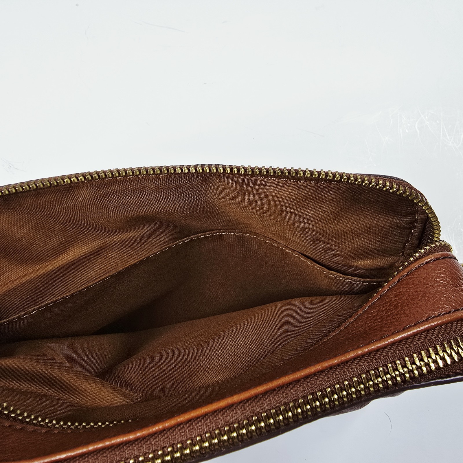 Fossil Piper Toaster Crossbody Bag in brown pebbled leather.