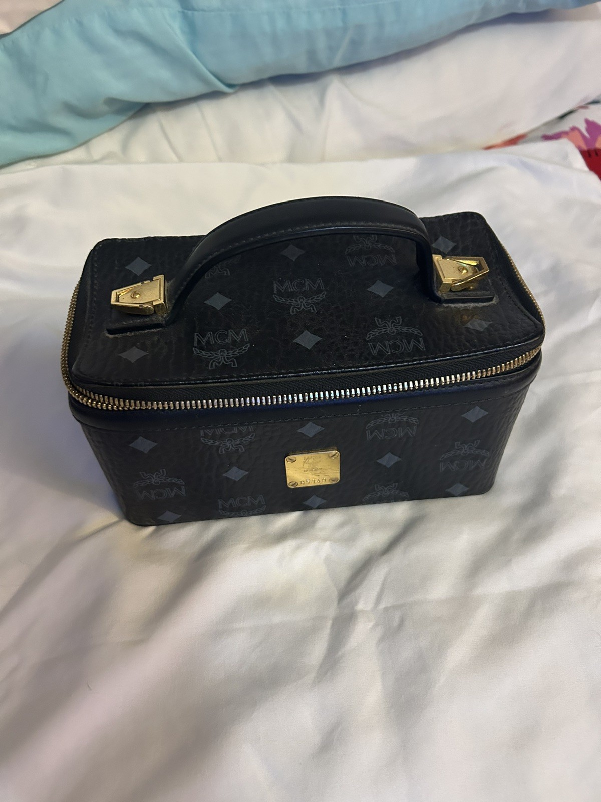 4022 Pre-owned MCM Visetos Coated Canvas Box Crossbody Bag No straps