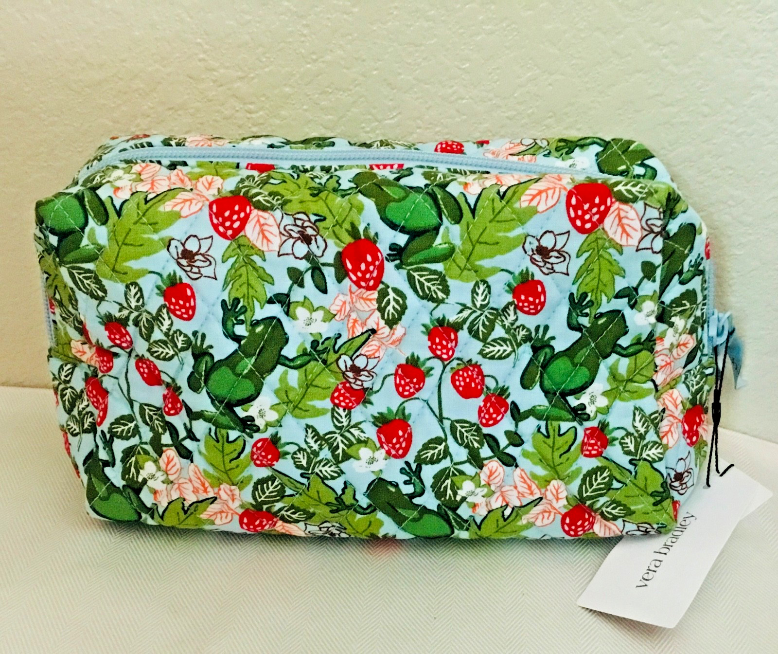 Vera Bradley ~ “Frogberry Garden Blue” ~ Essential Medium Cosmetic Bag ~ NWT