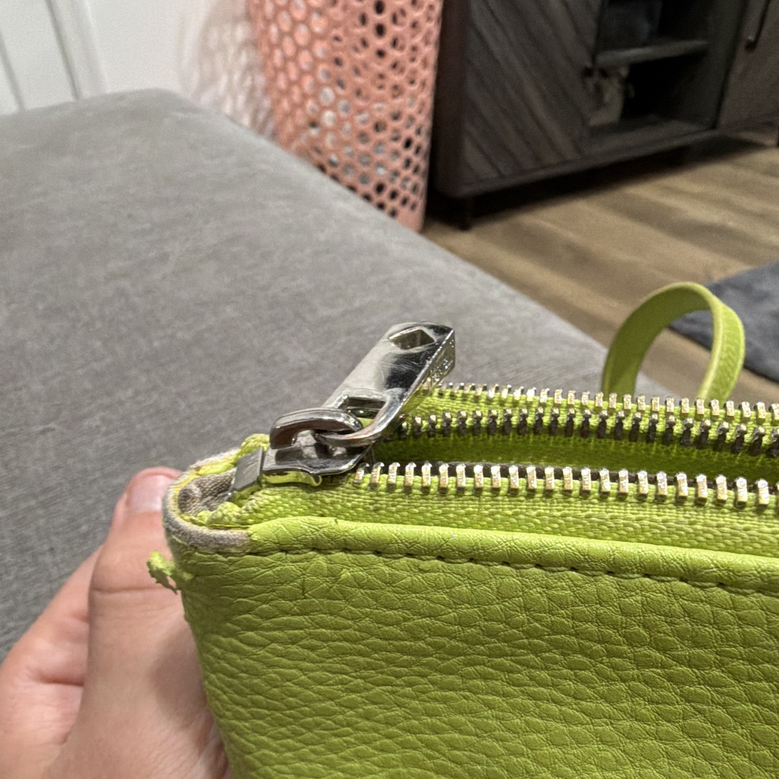 Jewell Green Pebbled Small Crossbody Zip Top Detachable Strap Inner Pockets
