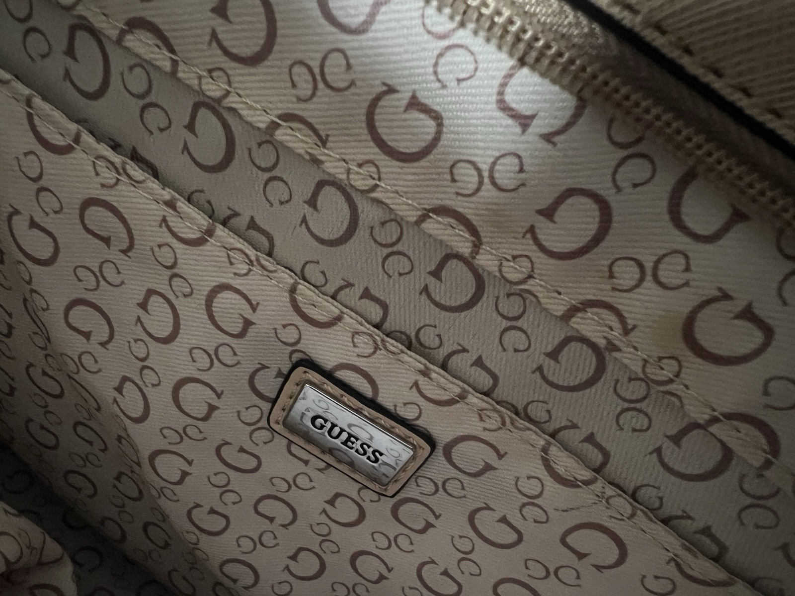 GUESS Women’s Beige Logo Tote Bag, Large, Zip Closure, Detachable Strap