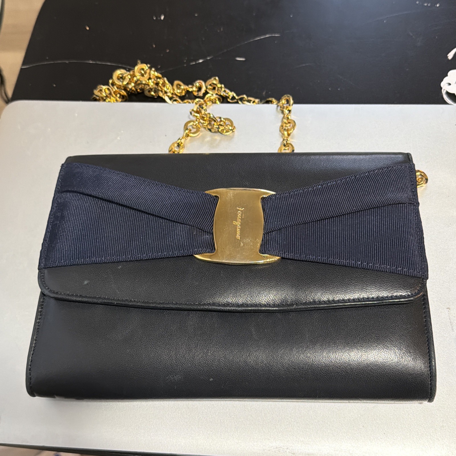 Vintage Ferragamo Women Vara Ribbon Mini Shoulder Bag Limited Edition VHTF Rare