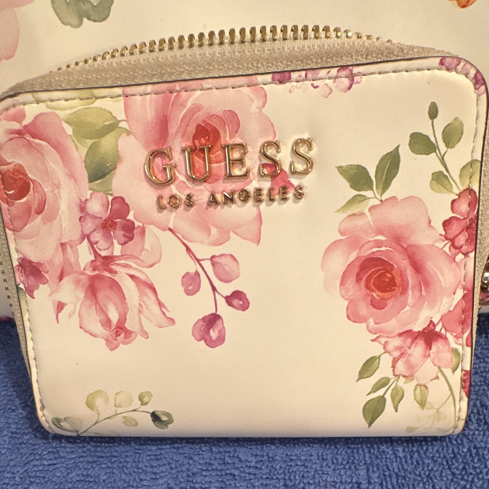 GUESS Floral Medium Tote Bag Zip Top Gold Hardware Detachable Strap