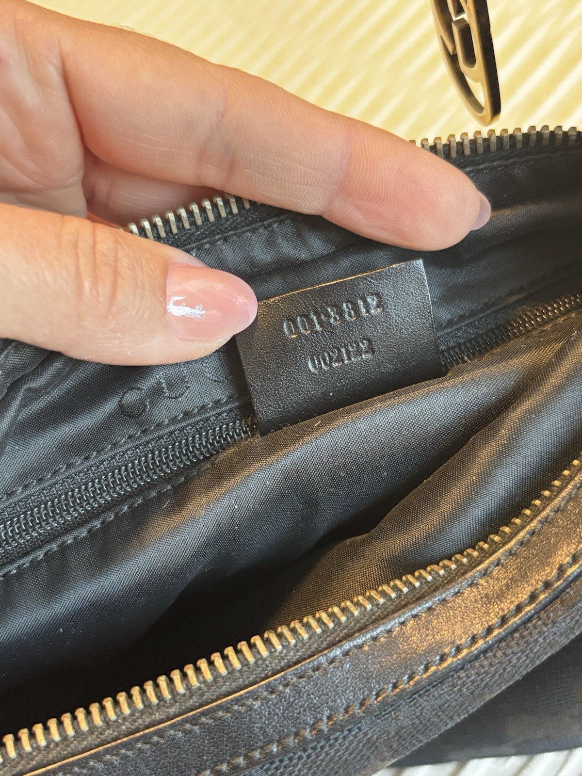 Authentic GUCCI Shoulder Hand Bag Purse GG Canvas Leather 0013812 Black 7675M