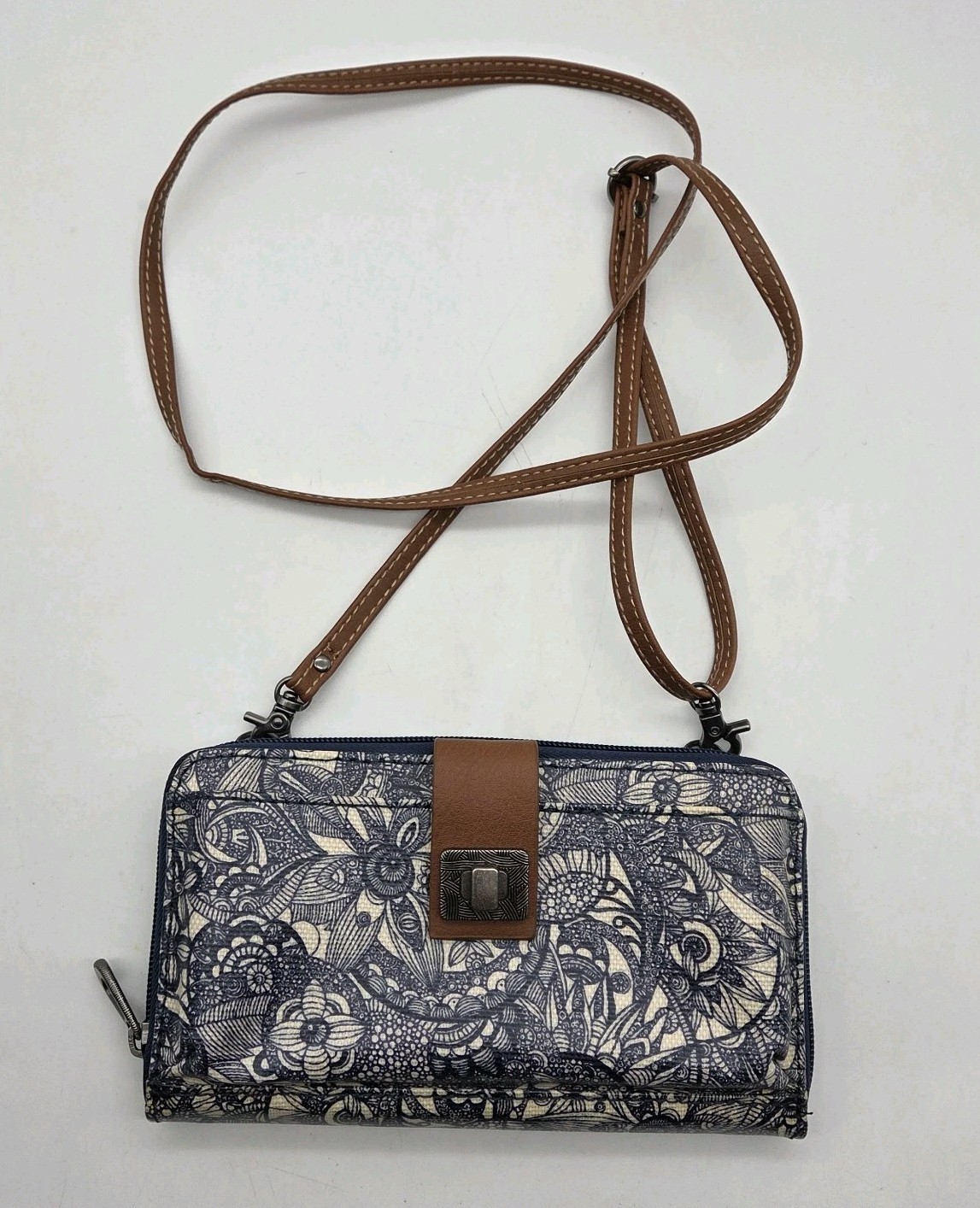 Sakroots Artist Circle Smartphone Crossbody Purse Wallet Navy Spirit Desert
