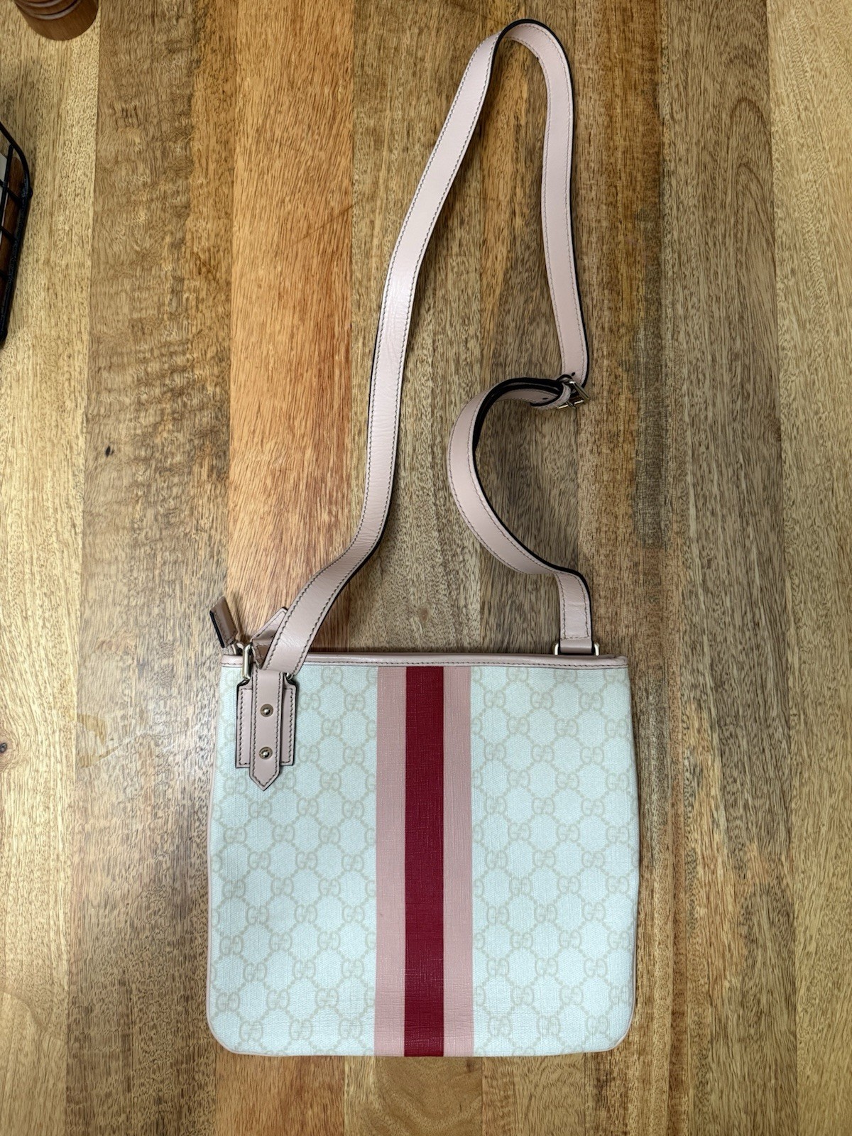 Gucci Joy Line Messenger Bag – Beige/Pink. With Silk Dust Bag Never Used.