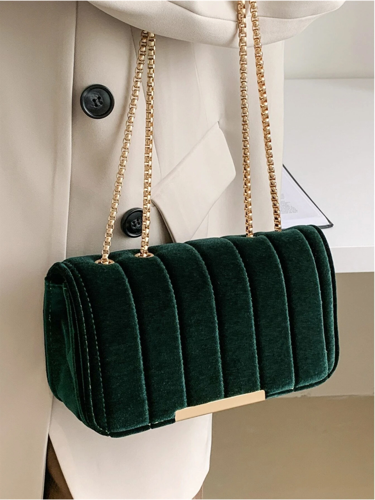 Green Business Casual Lightweight Portable Fashion Velvet Chain Chain Flap Bag