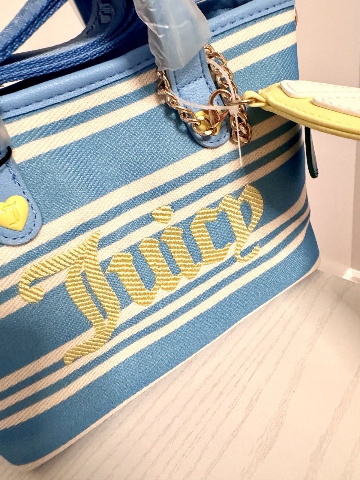 Juicy Couture Paradise Mini Bag Natural/Blue Gleam With Lemon Coin Purse