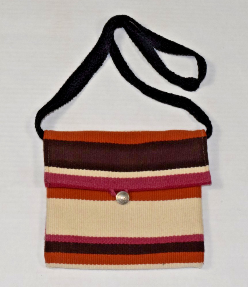 Handcrafted Boho Style Woven Crossbody Bag Buffalo Nickel Button Lined 9X9.5Inch