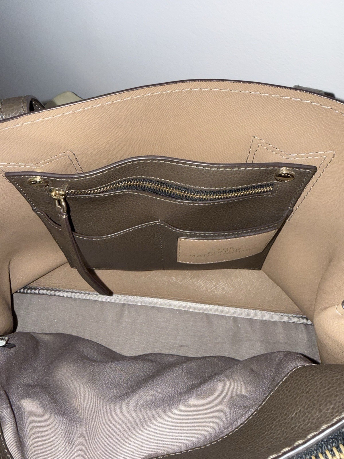 Marc Jacobs The Editor Brown Pebbled Satchel Zip Bag w/ Strap, Gold Hardware