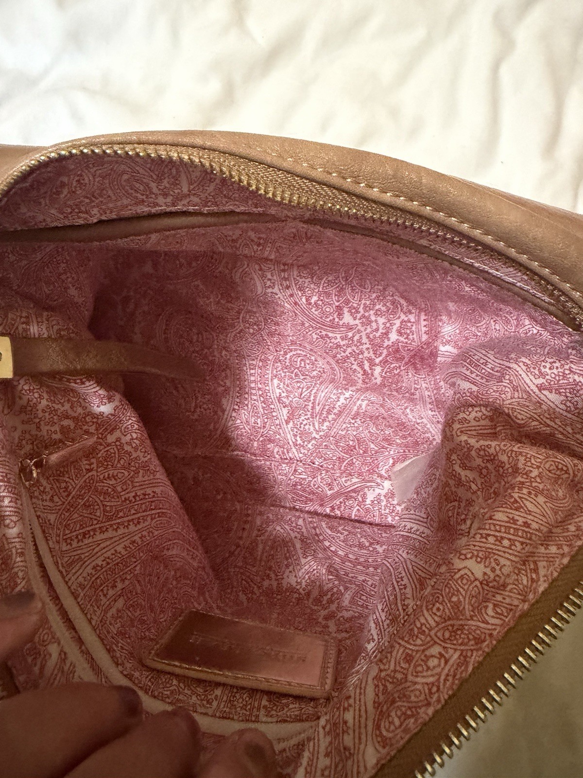 Shiraleah Brown Crossbody Bag Zip Closure Gold Hardware Pink Paisley Lining
