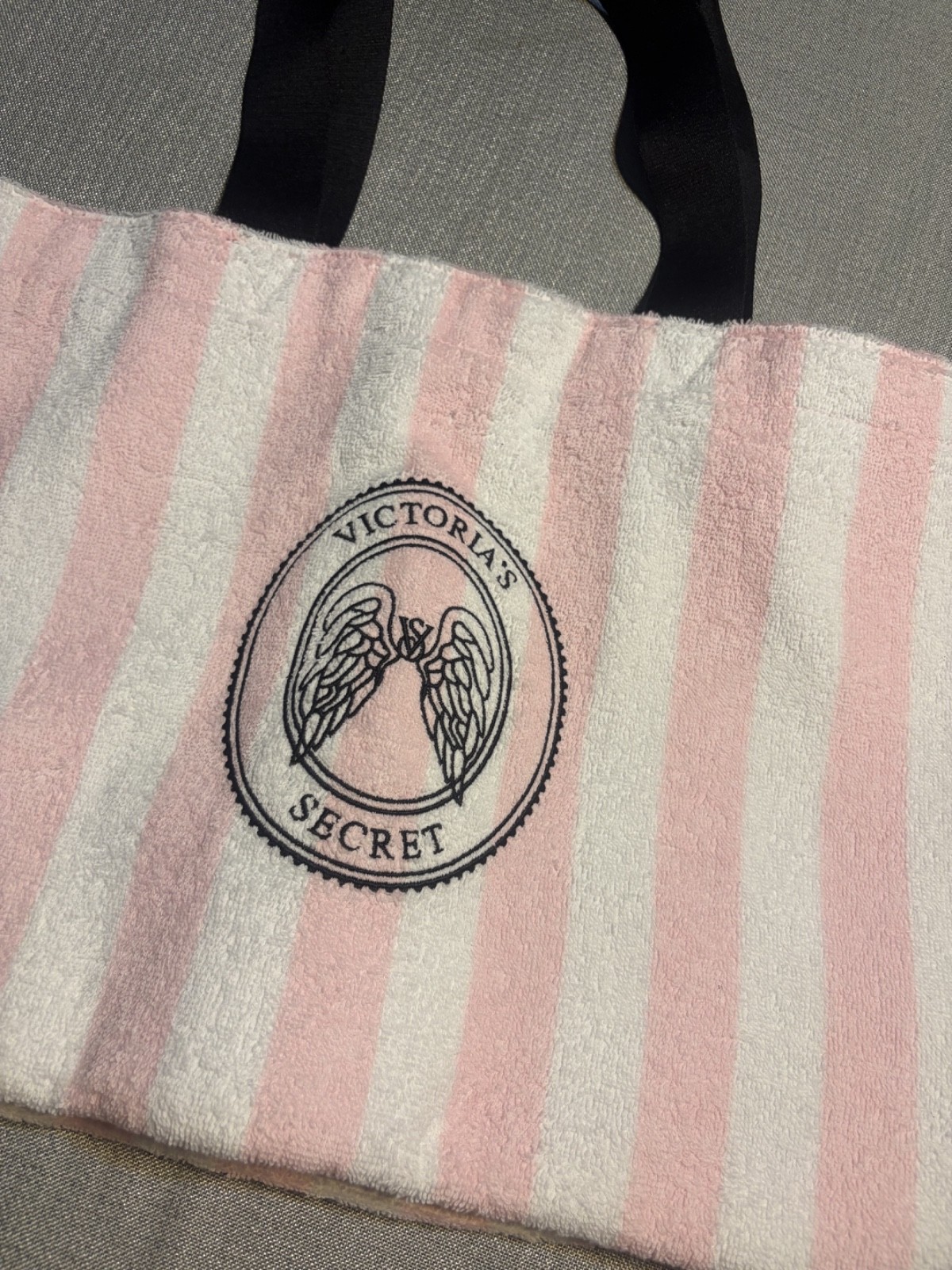 Victoria’s Secret Pink White Terry Cloth Black Handle Tote Beach Bag NWT