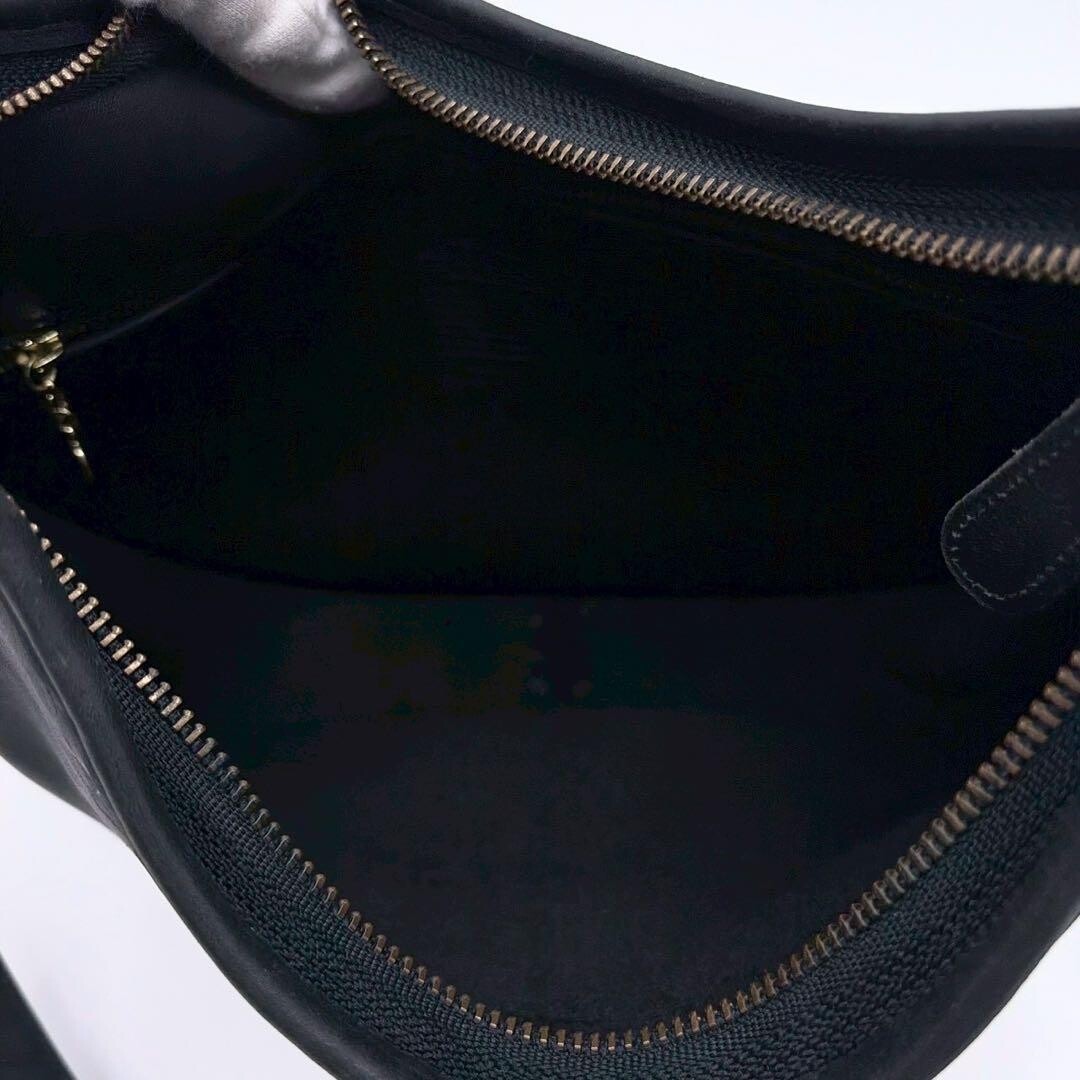 Coach Ergo 9920 Black Leather Shoulder Bag USA Made Vintage Y2K 11.8in 30cm