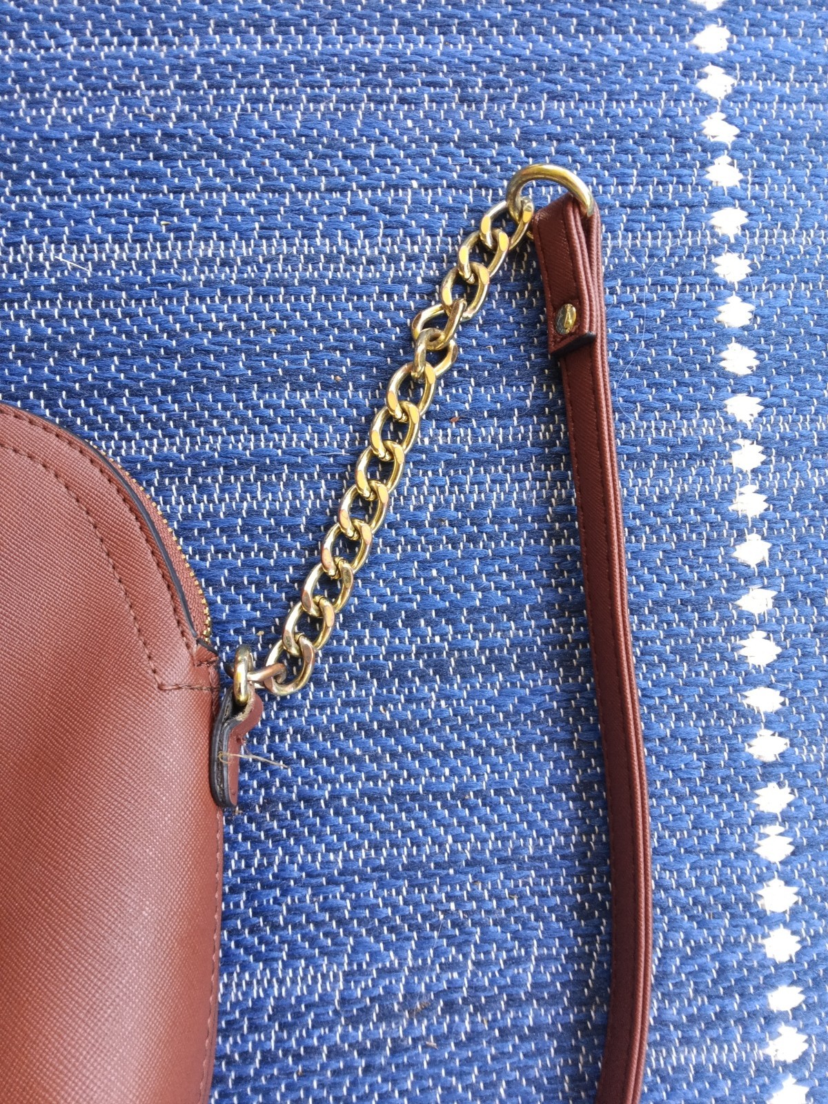 STEVE MADDEN Small Crossbody handbag Vegan Brown Leather & Gold Chain EXCELLENT!