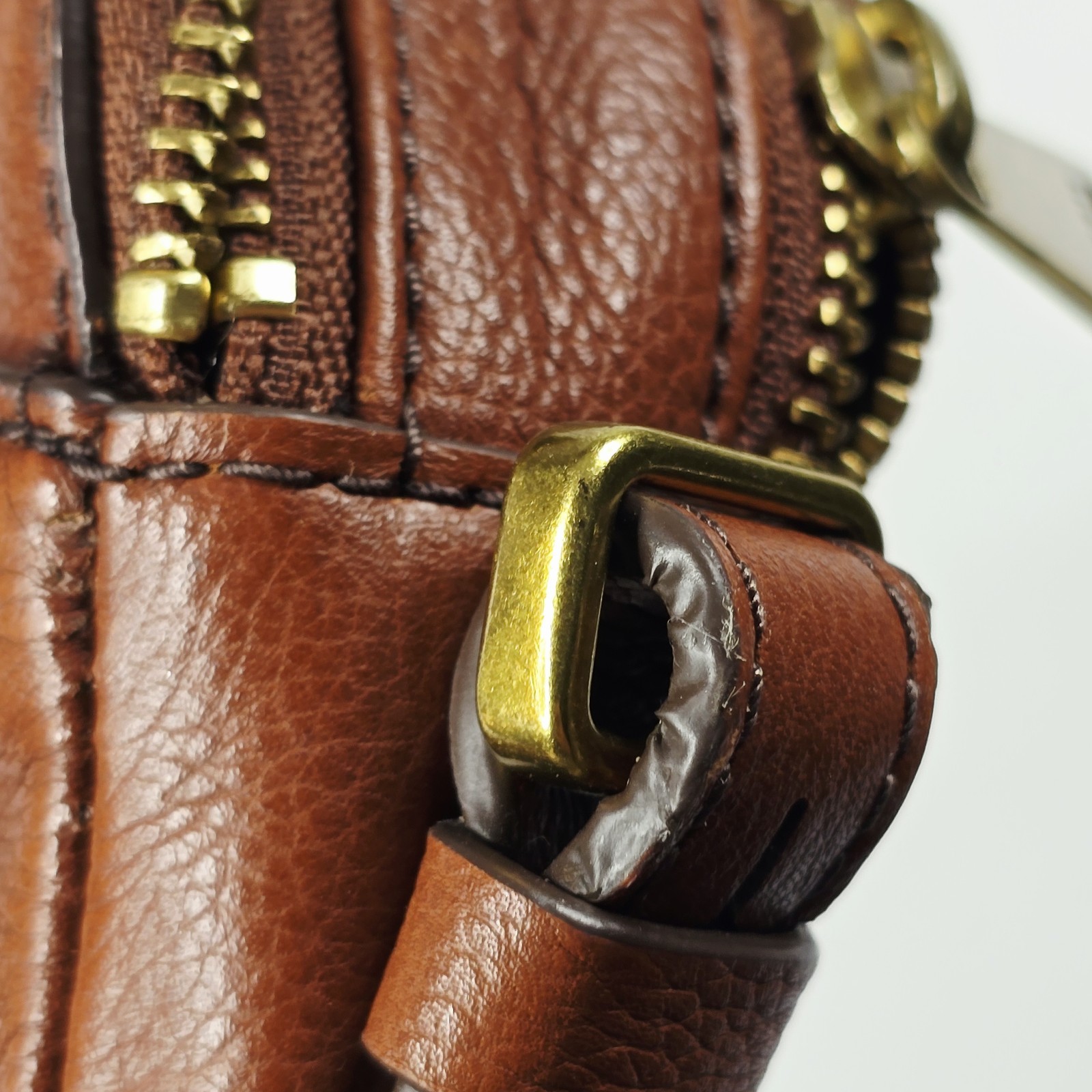 Fossil Piper Toaster Crossbody Bag in brown pebbled leather.