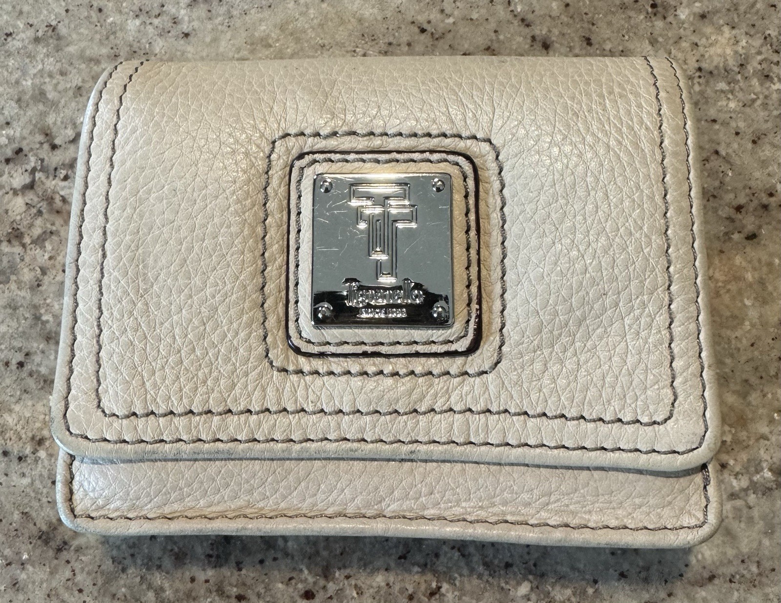Tignanello Beige Pebbled Leather Zip Around Ext.Organizer Includes Wallet.