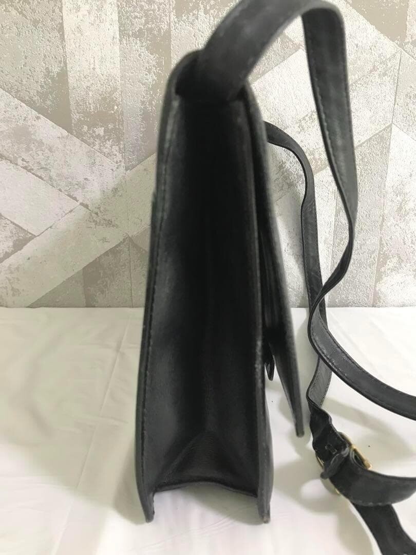 BALLY Black Leather Crossbody Shoulder Bag Ladies Buckle 26cm Luxury Handbag