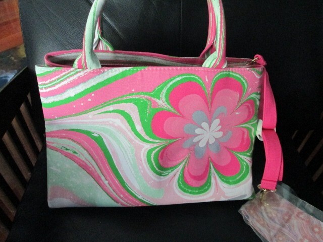 New Estee Lauder Mod Pink Groovy Flower Cloth Purse 12 1/2″ x 8″ Swirls Strap