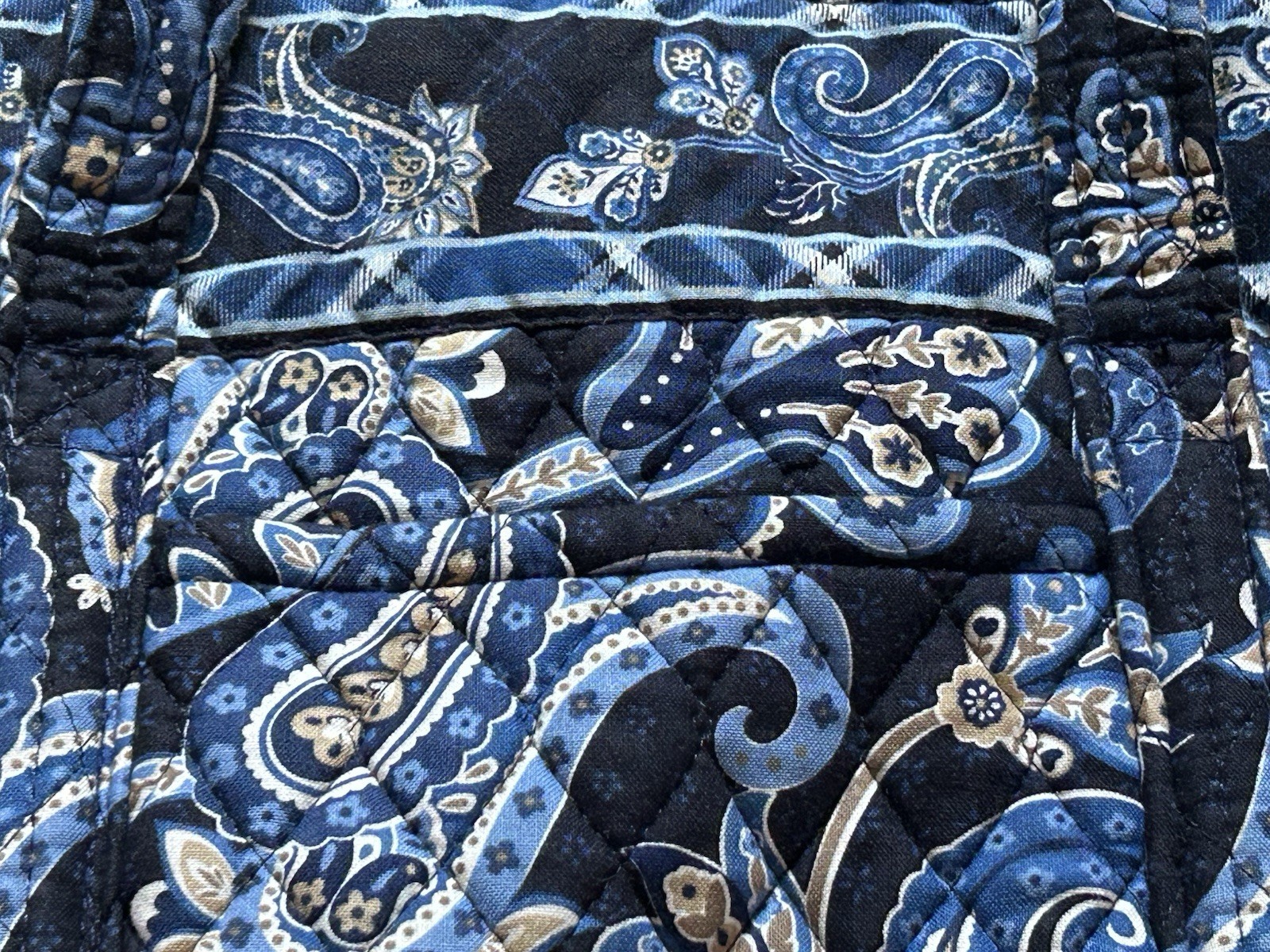 Vera Bradley Windsor Navy Tote Purse Shoulder Bag Blue White Paisley
