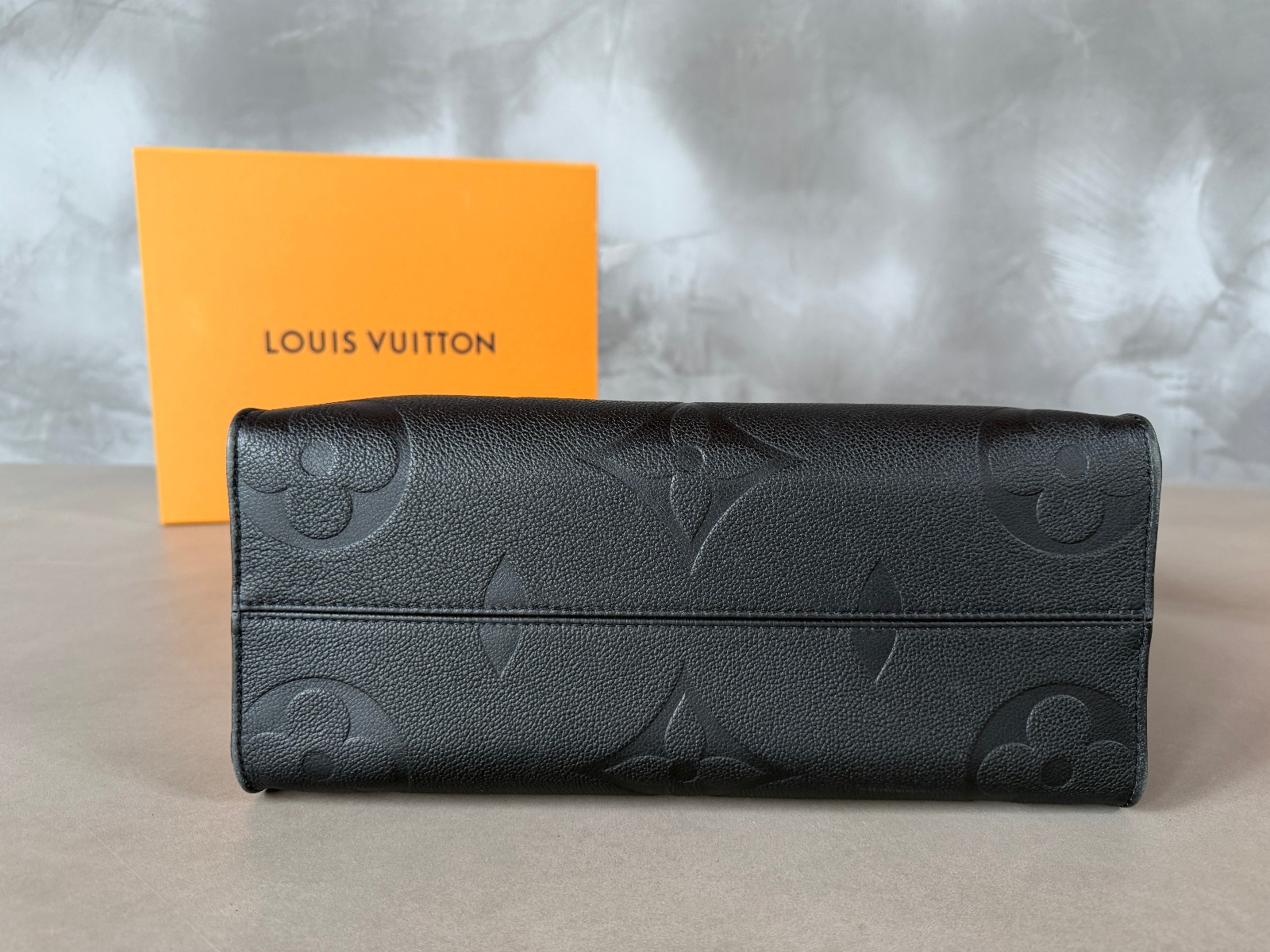 Louis Vuitton OnTheGo MM Black Monogram Embossed Tote w/ Original Packaging